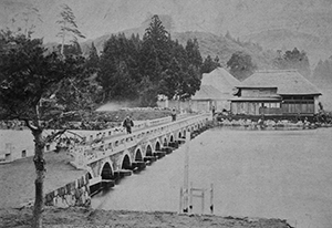 写真１　開鑿当時の十六橋水門